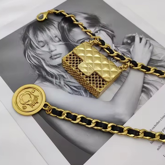 Lux brand adjustable Gold Chain Belt 
Black and gold. Lux quality - Picture 3 of 6